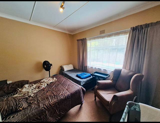 3 BEDROOM HOUSE FOR SALE IN ROTHDENE